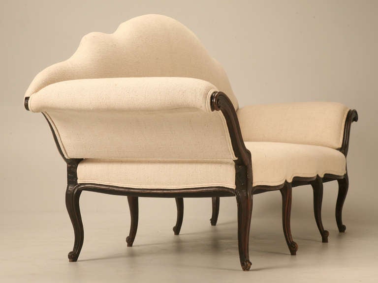 Rococo Italian Venetian Carved Walnut Sofa, Correctly Restored c1700's Todd Hase Silk