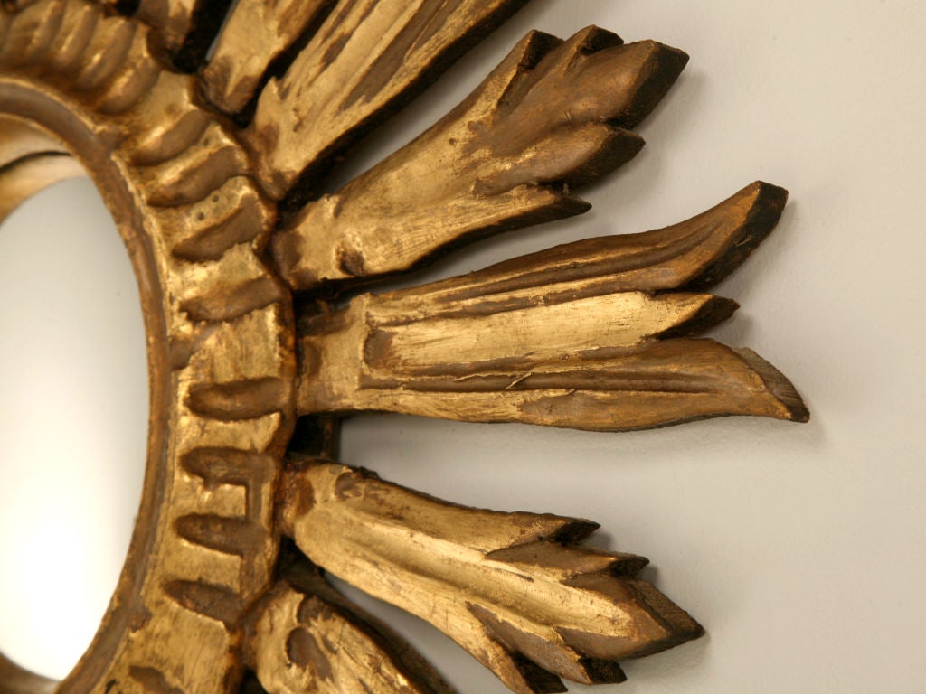Giltwood Vintage Italian Carved & Gilded Sunburst Convex Mirror