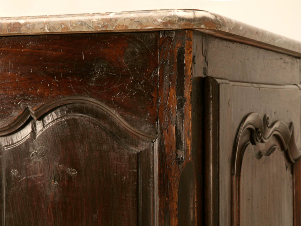 Hand-Carved 18th Century French Walnut Louis XV Cupboard with Original Marble Top For Sale