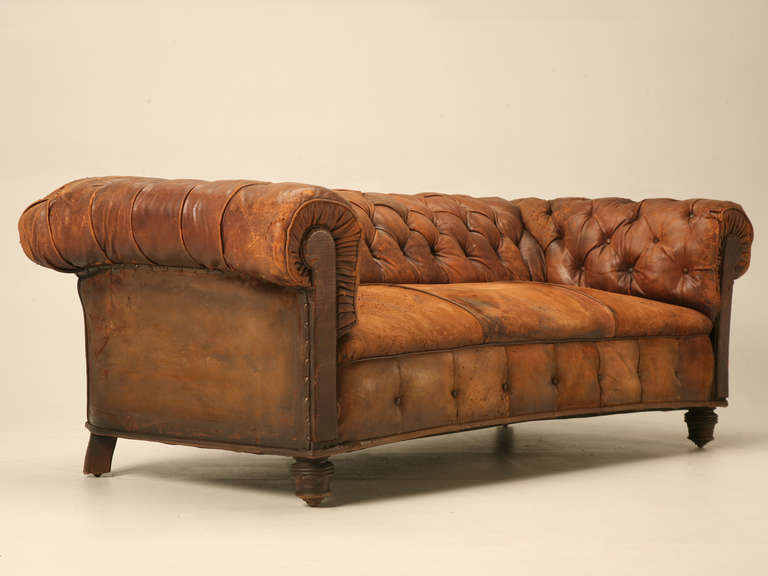 English Chesterfield Tufted Sofa, circa 1900 1