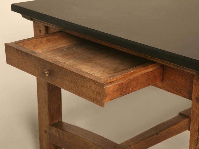 Early 19th C. French Solid Oak Provencal Bakery Table w/ Slate Top In Good Condition In Chicago, IL