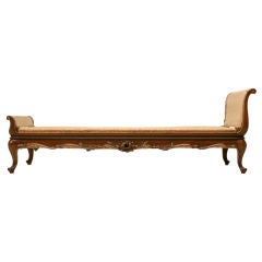 Dynamite Antique Italian Carved Walnut Day Bed/Chaise Longue