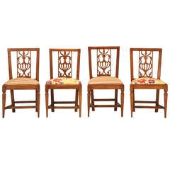 Set of 4 19th C. American Fruitwood William & Mary Style Side Chairs