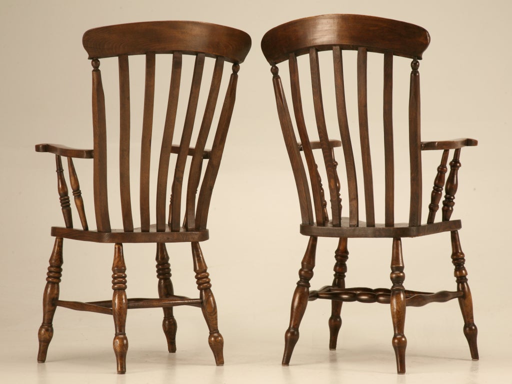 Magnificent Pair of Antique Comb-Back Windsor Arm Chairs 4