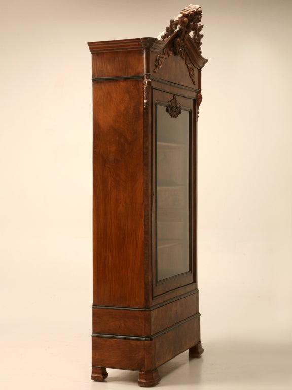 Antique French Burl Walnut Glazed China Cabinet, Bookcase or  Bibliotheque, with awesome carvings, 2 locking lower drawers, and black accents. This beautifully crafted Burl Walnut Bookcase or China Cabinet will definitely change a room with its