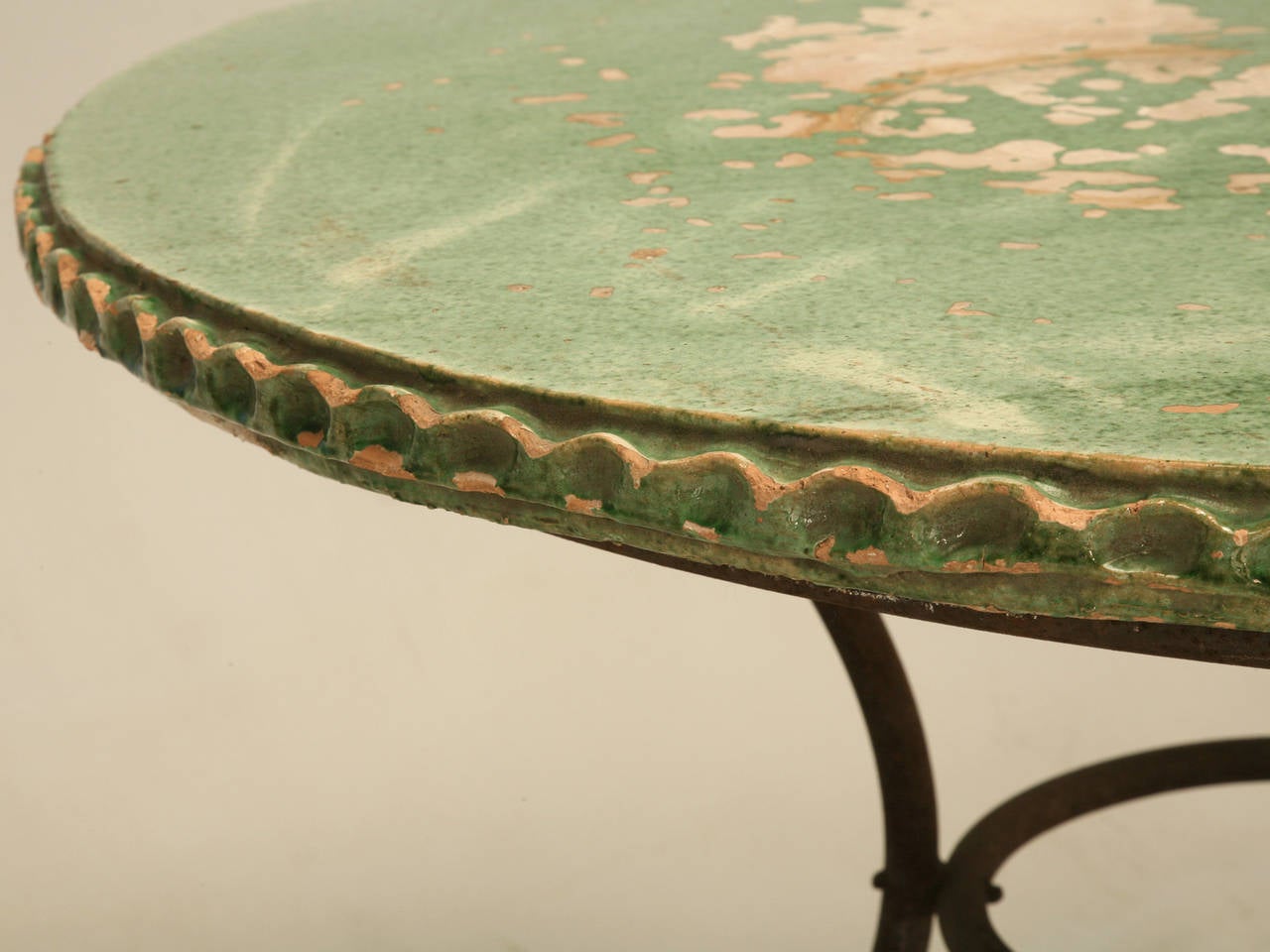 Country French Garden Table in Majolica