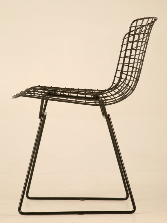 Américain Original Vintage Bertoia Side Chair in Black