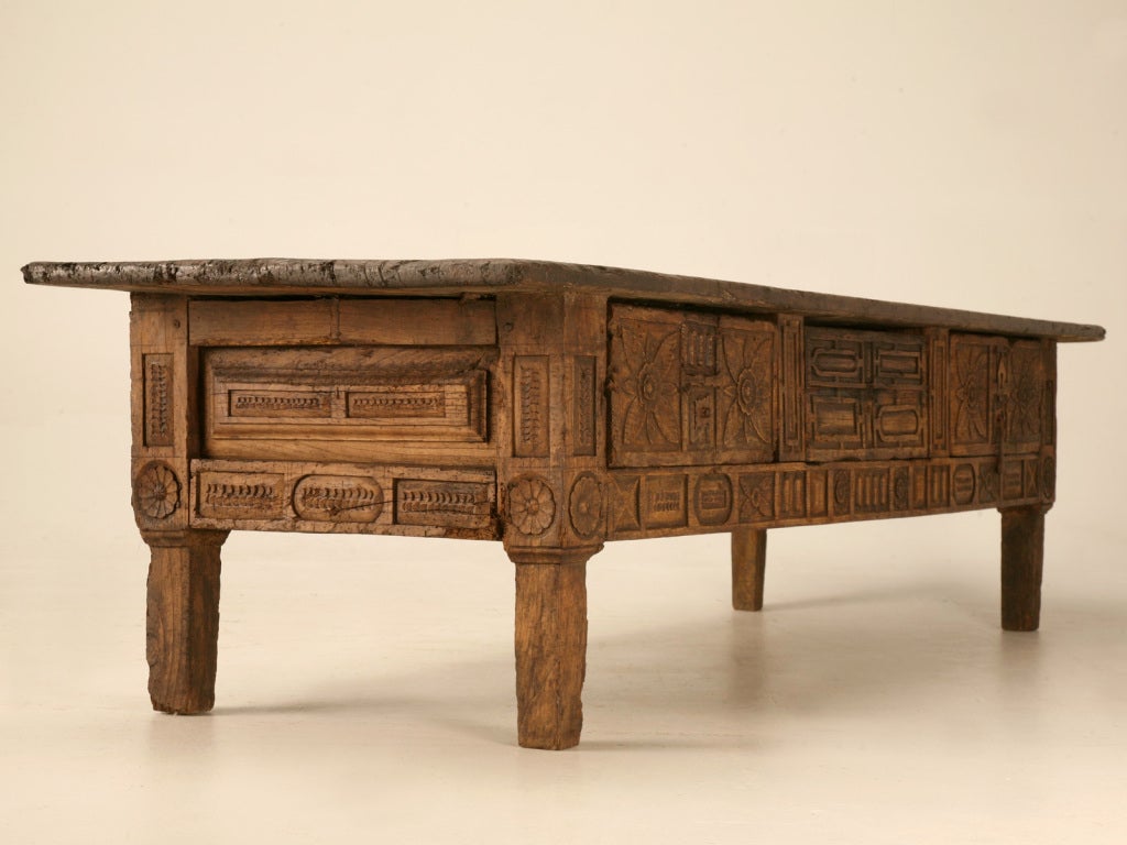 c.1680 Restored Original Carved Spanish 3 Drawer Coffee Table 5