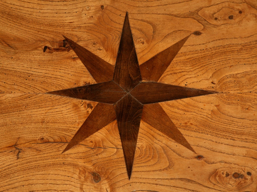 Ovoid Antique Continental Elm Table with Marquetry Diamonds and Stars In Good Condition In Chicago, IL