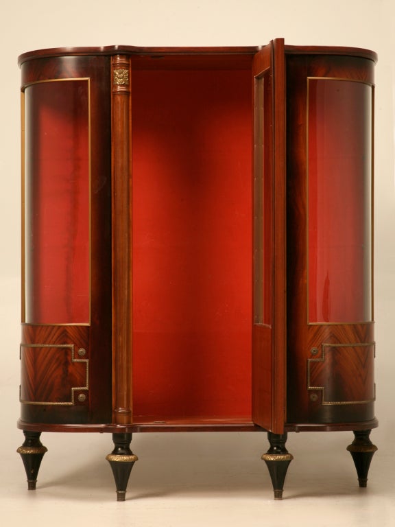 French LXVI Flame Mahogany China Cabinet/Bookcase w/Curved Ends 3