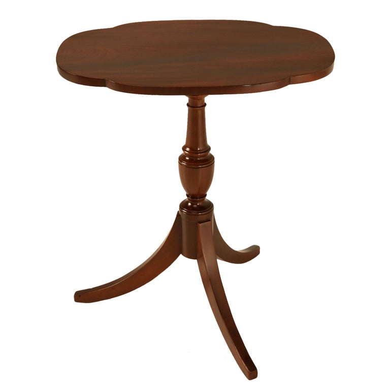 Beautiful Petite Antique English Mahogany Tilt-Top Table