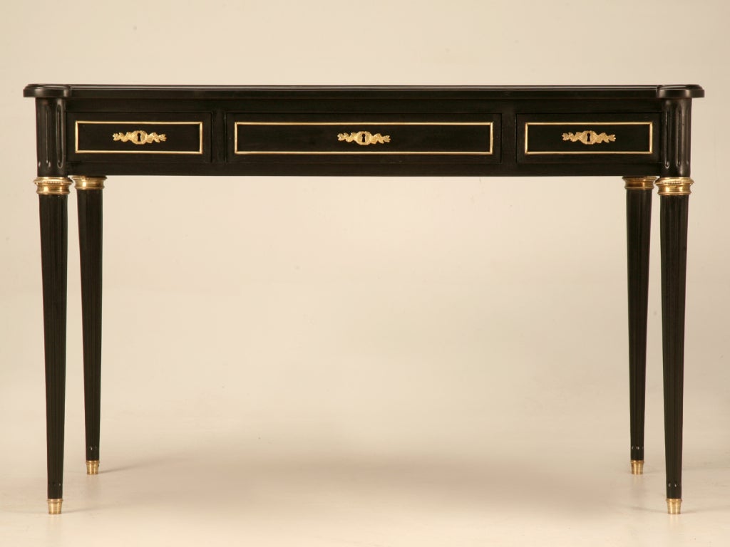 Elegant French LXVI Ebonized Mahogany 3 Drawer Bureau Plat/Desk 3