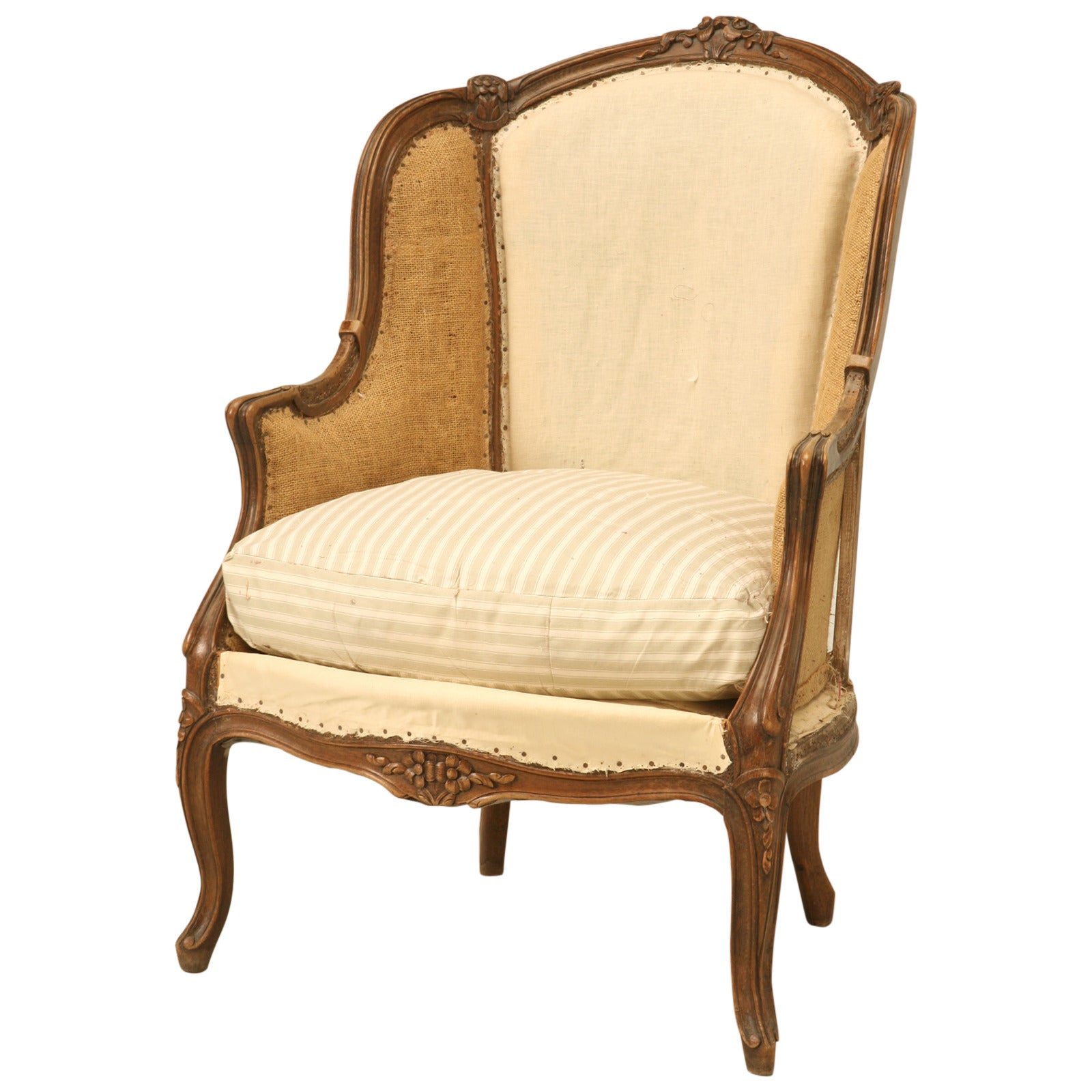 Antique French Hand-Carved Walnut Louis XV Style Chair, Down Cushion circa 1880s For Sale