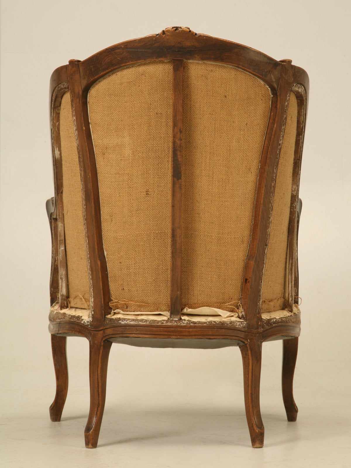 Antique French Hand-Carved Walnut Louis XV Style Chair, Down Cushion circa 1880s For Sale 3