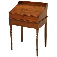 Outstanding Antique American Quarter-Sawn Oak School Desk