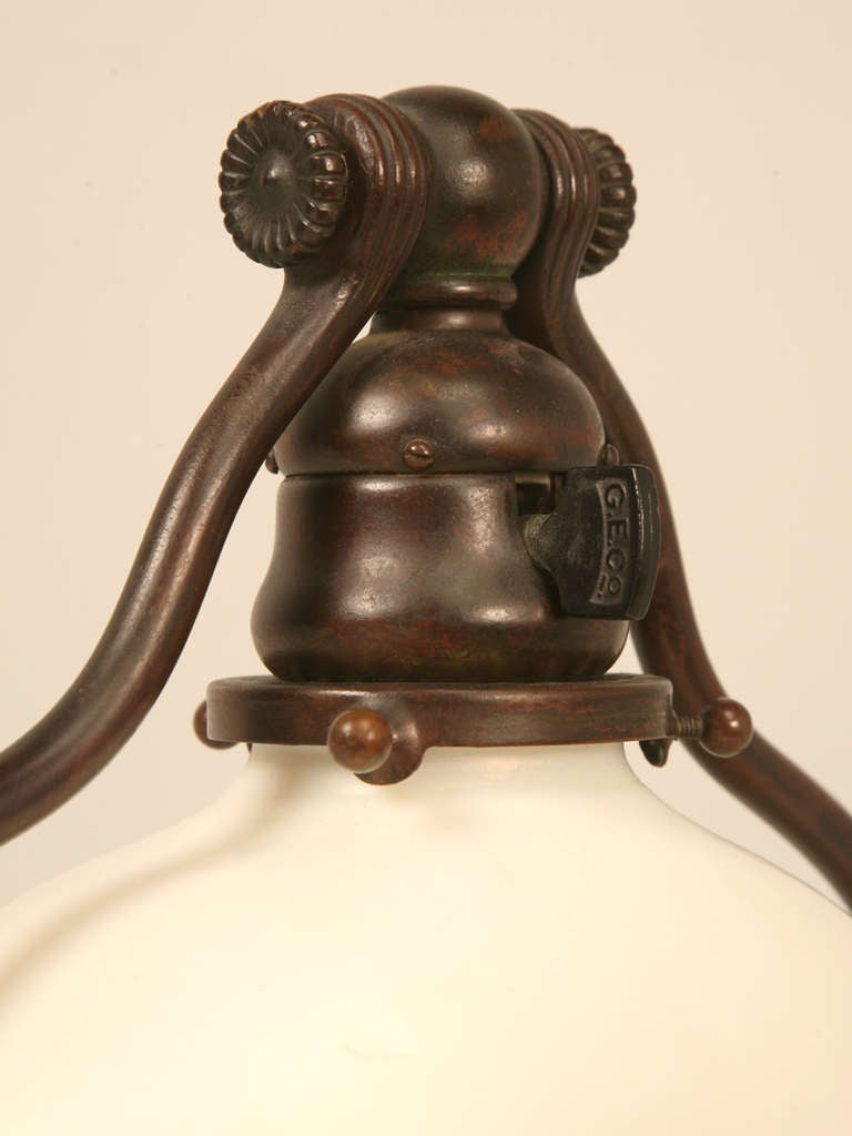 Arts and Crafts Original Antique “Tiffany Studios” Bronze & Art Glass Desk or Table Lamp