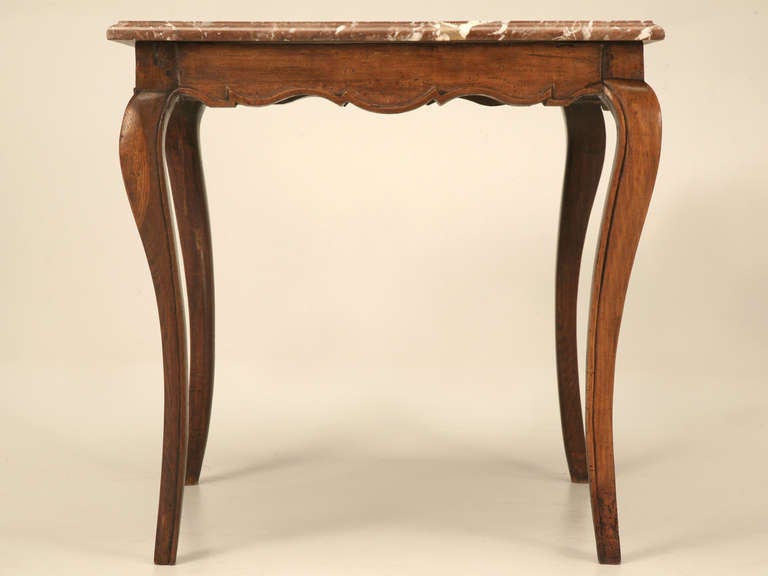 18th Century Antique French Louis XV Cherry Side or Hall Table with Marble Top In Good Condition For Sale In Chicago, IL