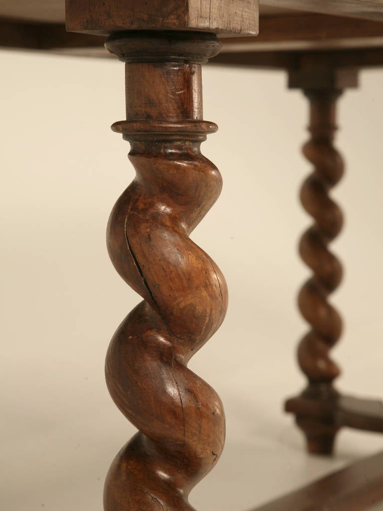 French Walnut Barley Twist Writing Desk, circa 1880 2
