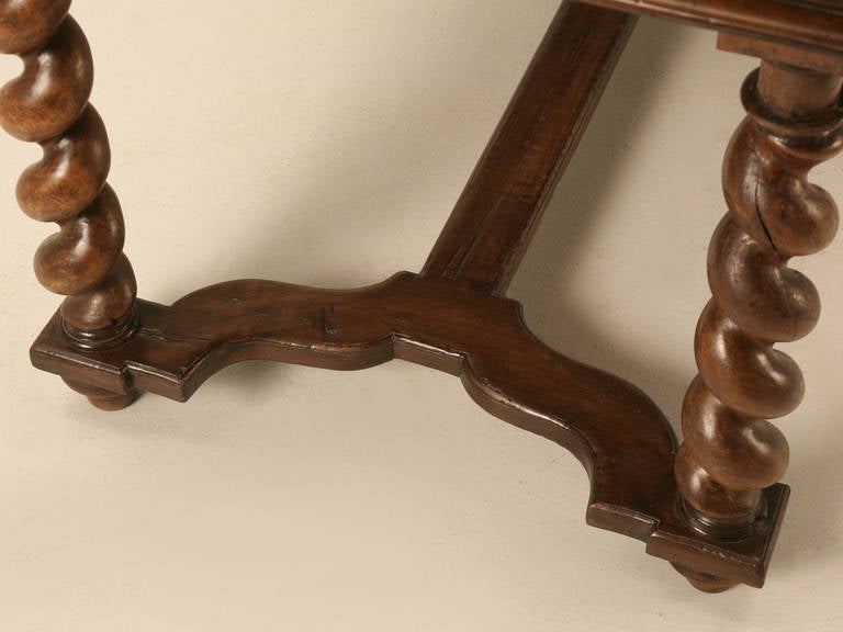 French Walnut Barley Twist Writing Desk, circa 1880 3