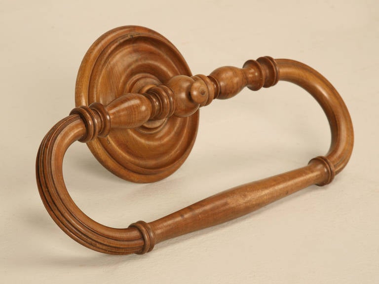 Vintage French Wooden Towel Bar In Good Condition In Chicago, IL