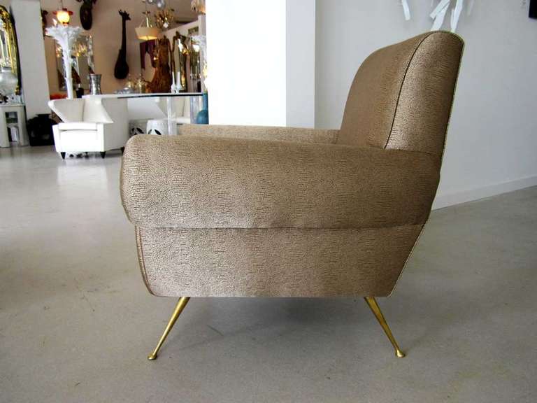 Mid-Century Modern Pair of Italian Vintage 1960's Arm Chairs For Sale