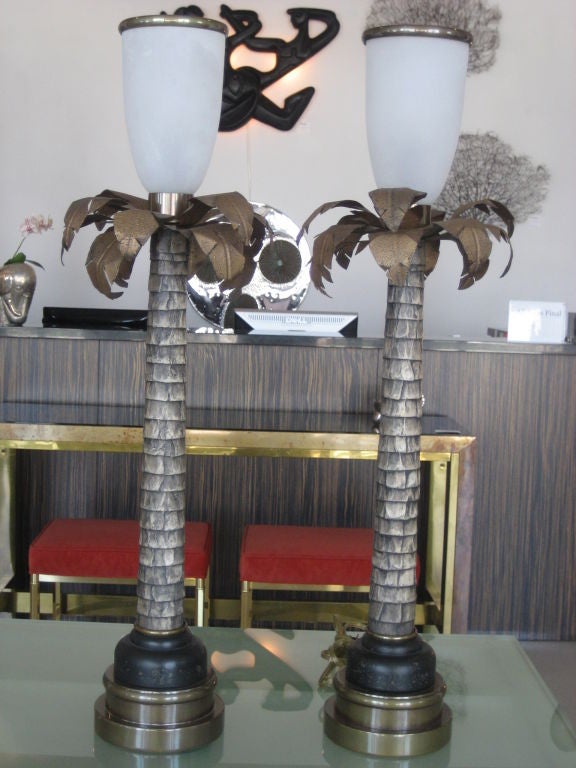 Pair of Vintage Palm Tree Lamps In Excellent Condition In West Palm Beach, FL