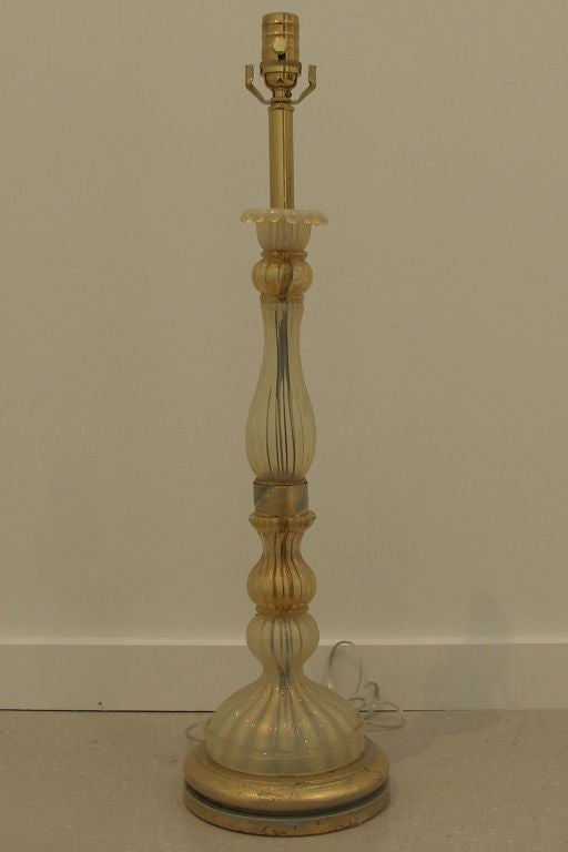 Barovier and Toso Murano glass lamp with Classic profile in opaline with gold infusion.
