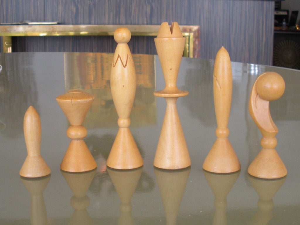 Mid-20th Century Arthur Elliot for ANRI Mod Mid Century Chess Set