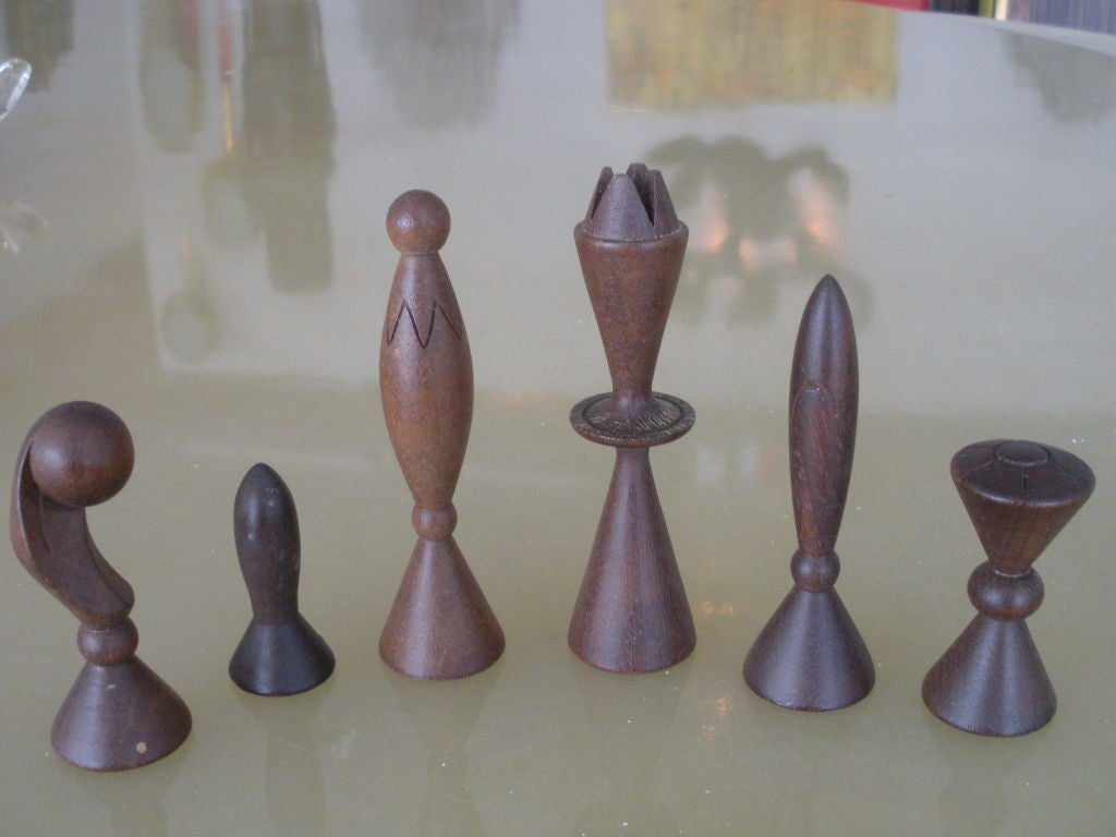 Walnut Arthur Elliot for ANRI Mod Mid Century Chess Set