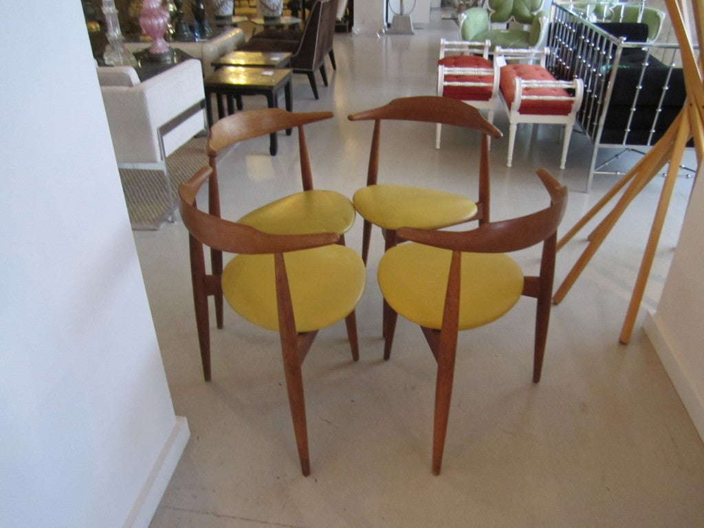 Set of Four Hans Wegner - Fritz Hansen Three Legged Chairs 3