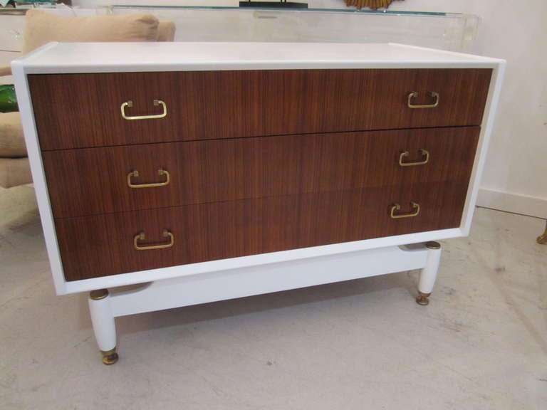 Pair of Mid Century Modern G - Plan Bedside Chests 4