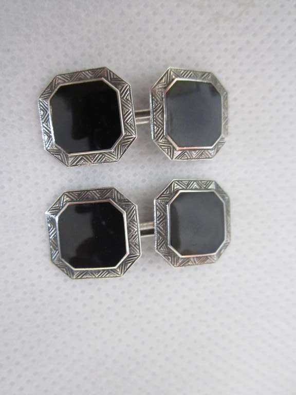 Pair of Art Deco Sterling and Enamel Cufflinks For Sale 2