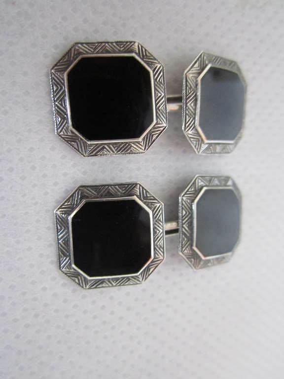 Pair of Art Deco Sterling and Enamel Cufflinks For Sale 3