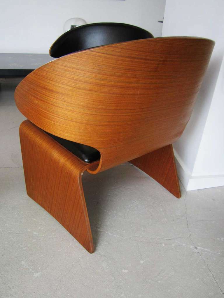 Leather Pair of Bikini Chairs Designed by Hans Olsen for Frem Rojle For Sale