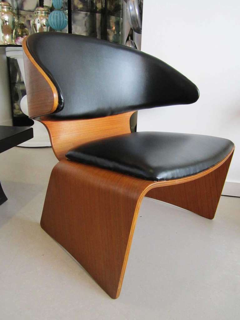 Pair of Bikini Chairs Designed by Hans Olsen for Frem Rojle In Good Condition For Sale In West Palm Beach, FL