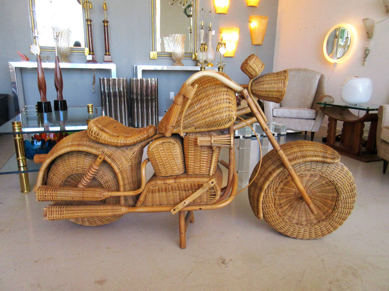 Vintage Wicker Motorcycle In Excellent Condition In West Palm Beach, FL