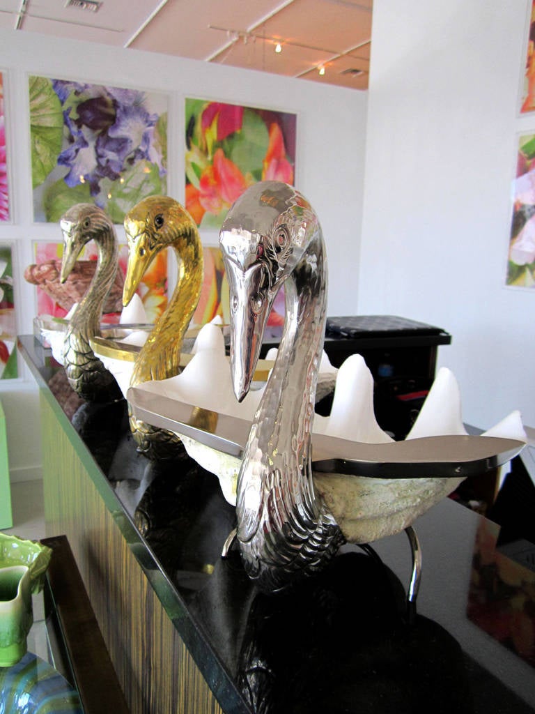 Italian Swans with Shell Bodies In Excellent Condition For Sale In West Palm Beach, FL
