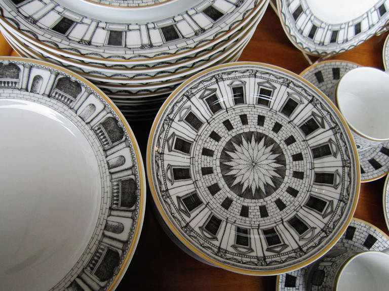 Massive Service of Fornasetti for Rosenthal Dinnerware, Palladiana In Excellent Condition In West Palm Beach, FL