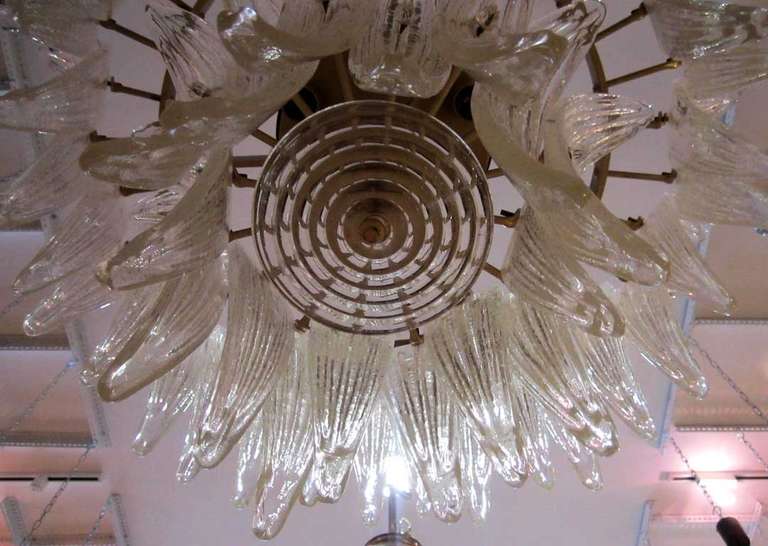 Vintage Barovier e Toso Leaf Chandelier In Excellent Condition In West Palm Beach, FL