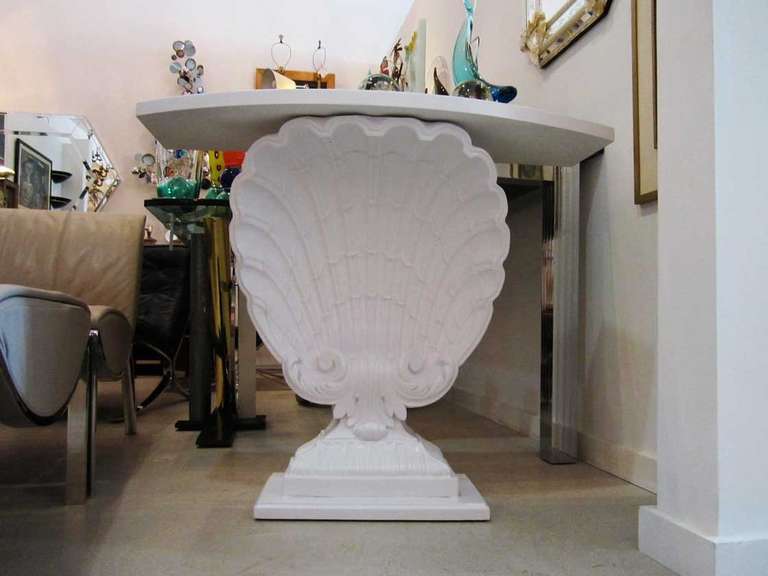 Grosfeld House Hollywood Regency Shell Console Table In Excellent Condition In West Palm Beach, FL