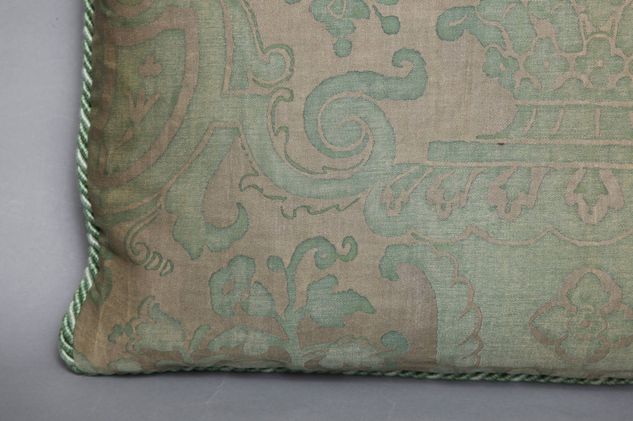 Pair of Fortuny Fabric Cushions 2