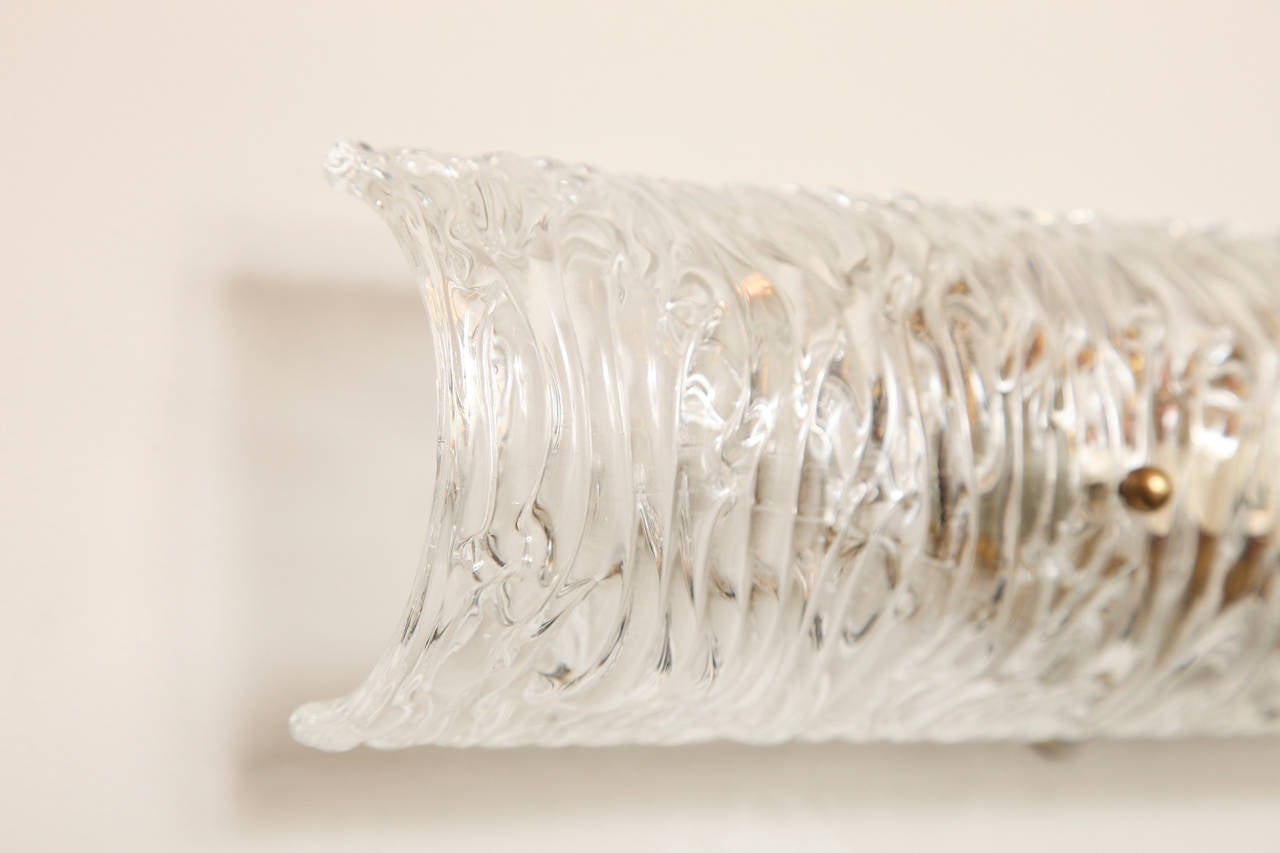 Horizontal Textured Glass Vanity Light In Excellent Condition In New York, NY