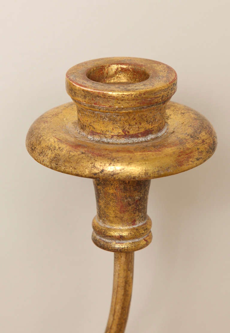 Coppia di lampade a due luci in legno dorato in stile Impero attribuite a E. F. A Caldwell in vendita 2