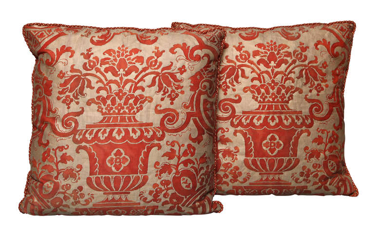 Baroque Pair of Vintage Fortuny Fabric Cushions in the Carnavalet Pattern
