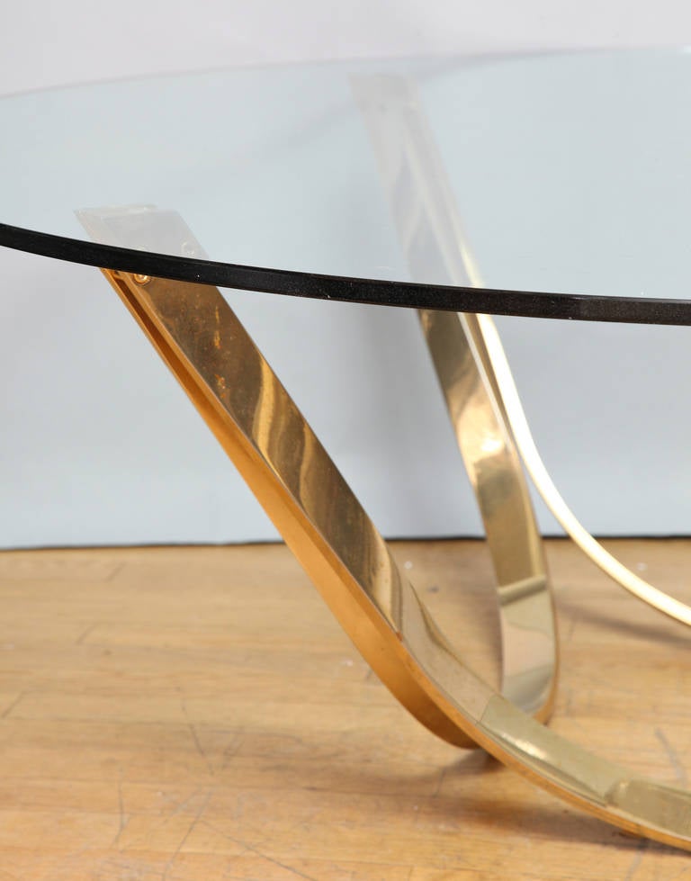 Late 20th Century Contemporary Design Round Coffee Table