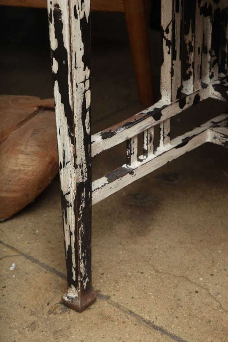 Samerang Table In Distressed Condition In New York, NY