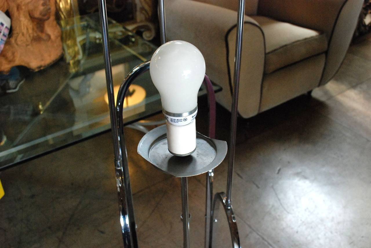 20th Century Mid-Century Modern Floor Lamp in the Style of Milo Baughman