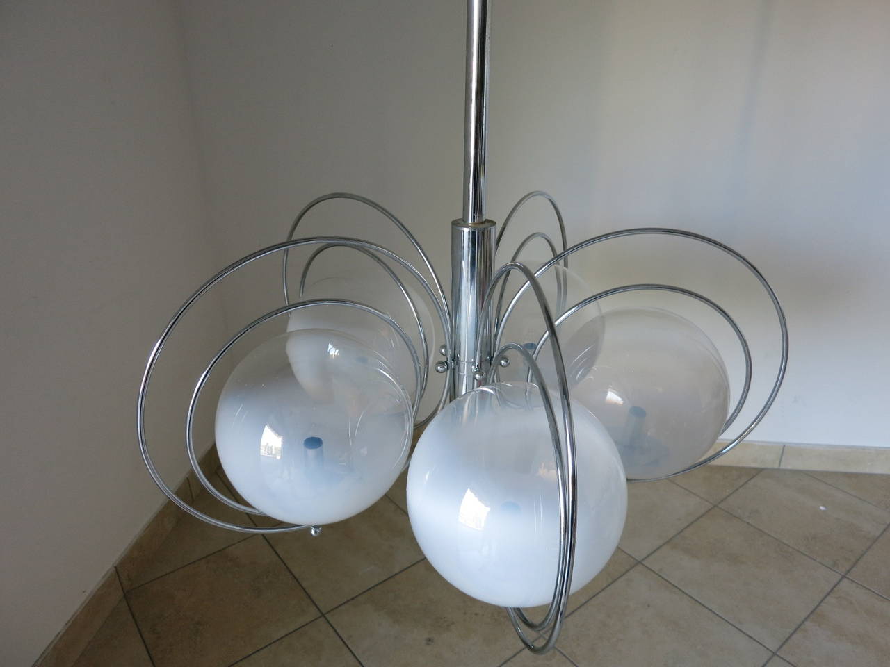 Mid-Century Modern Sergio Mazza Chrome and White Glass Balls Chandelier