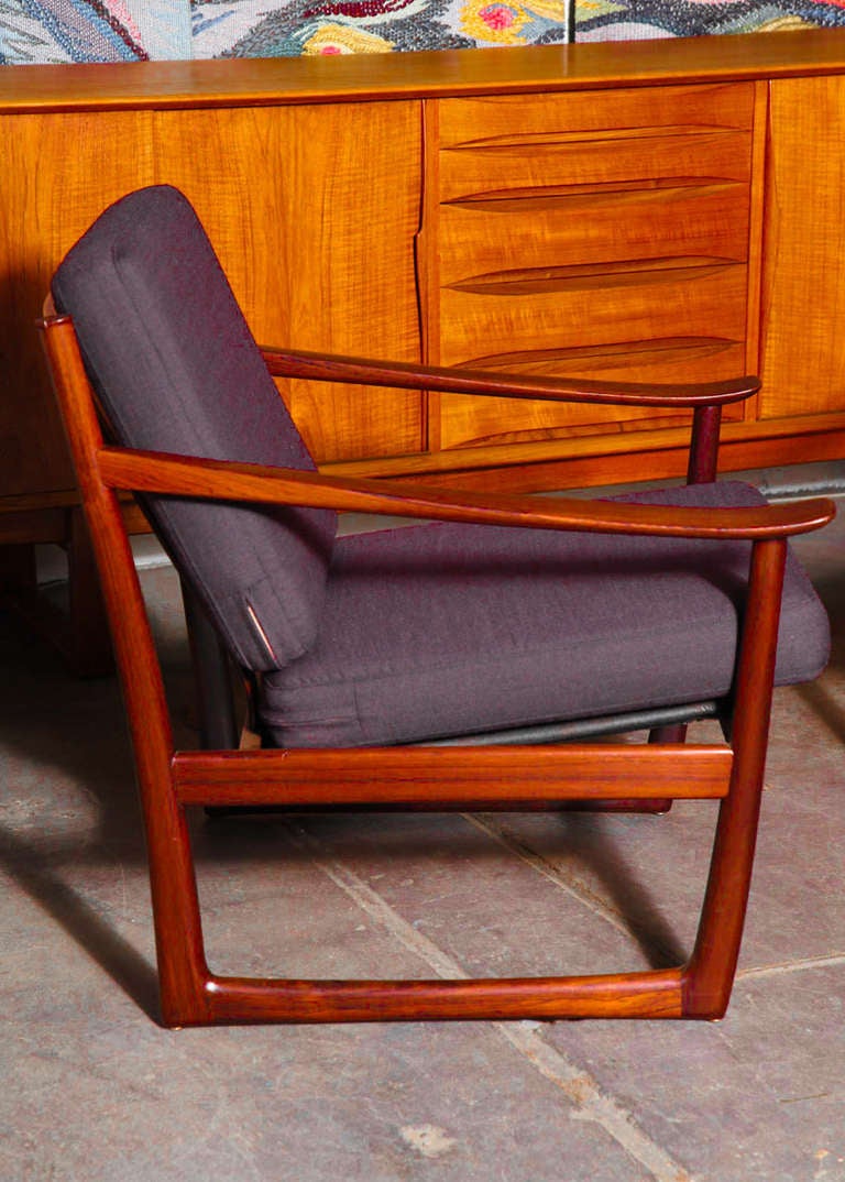 Pair of Rosewood Lounge/Armchairs by Peter Hvidt and Olga Molgaard-Nielsen In Excellent Condition In New York, NY
