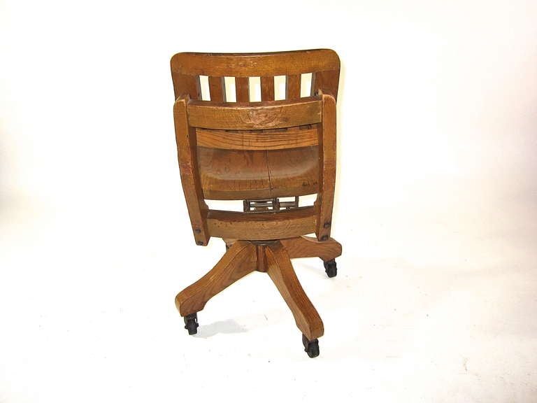 American Swivel Desk Chair